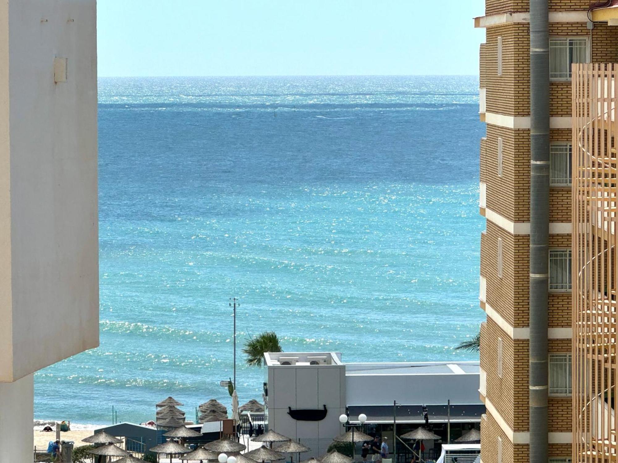 Апартаменты La Carihuela A 150 Metros De La Playa Con Espectaculares Vistas Торремолинос Экстерьер фото